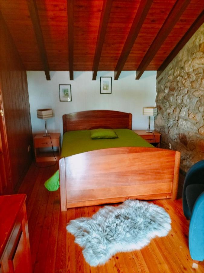 فيلا Casa De Madeira E Pedra أفيفي المظهر الخارجي الصورة